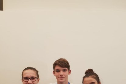 Los cuatro medallistas del CN Cervera de ayer.