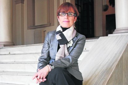 Los participantes en la mesa de diálogo, presidida por Torra y Aragonès, ayer, en la Generalitat.