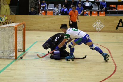 Darío Giménez va marcar el 4-2 amb aquest llançament de falta directa.