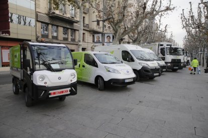 Alguns dels nous vehicles d’Ilnet.