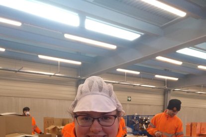 Foto de família dels treballadors i els responsables de la fundació Ilersis-Shalom.