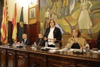 Mà estesa, honestedat i diàleg a la Diputació