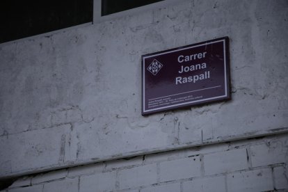 Los nuevos nombres ya lucen en las calles, aunque están puestos con un vinilo.