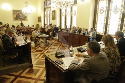 La Diputació rebutja una moció de la CUP sobre els temporers perquè criminalitza els pagesos