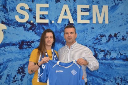 El conjunto de Recasens continúa pescando en el Pardinyes.