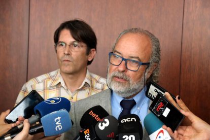 ACTUALIZACIÓ:Sis gossos ataquen diversos ciutadans i guàrdies urbans a Barcelona i un dels animals acaba mort per un tret d'un agent