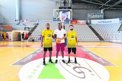 Wendell entra a cistella en una acció del partit d’ahir a la Ciutat Esportiva blaugrana.