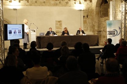 Els Cantaires de Ponent acorden seguir