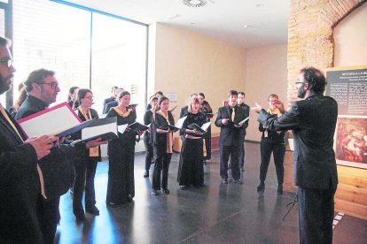 Música i animació teatral a la Biblioteca amb el Quintet Quatre+1.