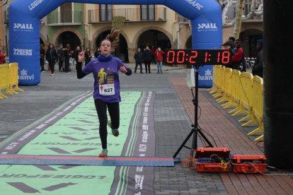 Moment en què les més de mil participants prenen la sortida des de la plaça Mercadal de la capital de la Noguera.