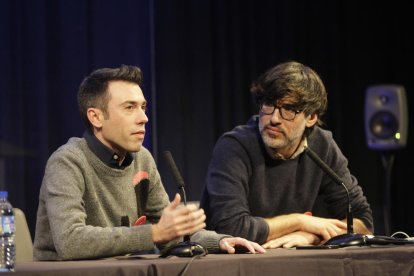 El músic Fermín Muguruza comparteix amb el públic el procés de creació de ‘Black is Beltza’.