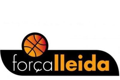 Los participantes, en la charla previa al inicio de la actividad en el pabellón Agnès Gregori.