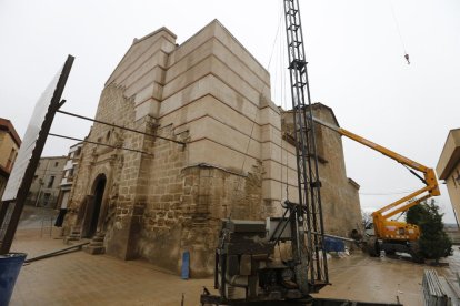 La iglesia de Rosselló “revive” dos años después del derrumbe