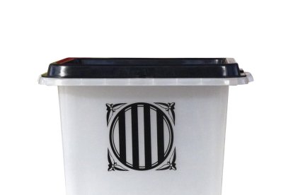 L’arribada de les urnes a Balaguer a primera hora del dia 1 d’octubre.