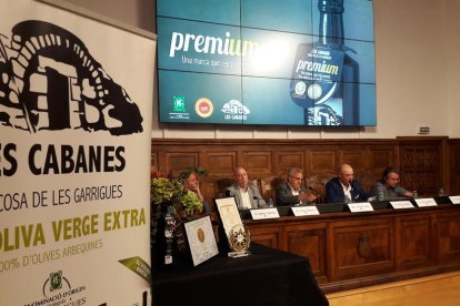 Momento de la presentación de los galardones obtenidos.