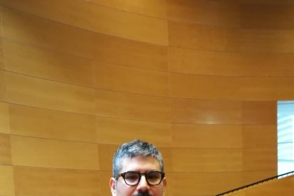 La integrant de l’entitat Creació Positiva Montse Pineda, ahir durant la seua intervenció.