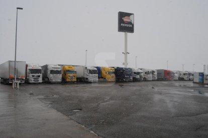Trànsit aixeca la restricció de camions a l'AP-2 i l'AP-7
