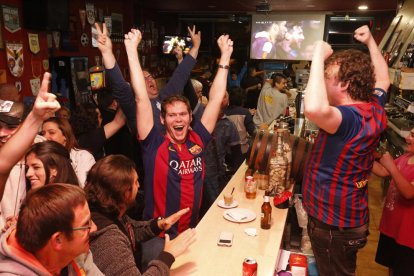 Els aficionats de la Penya Som un Sentiment van celebrar en gran el títol de Lliga.