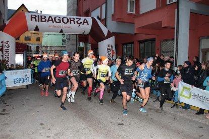 Moment de la sortida de la carrera d’Artesa de Segre.