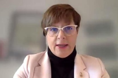 Arriba, el alcalde Pueyo (ERC) e Iglesias (PSC). Abajo, Ribes (Cs) y Palau (PP) durante sus intervenciones en el pleno telemático de ayer.