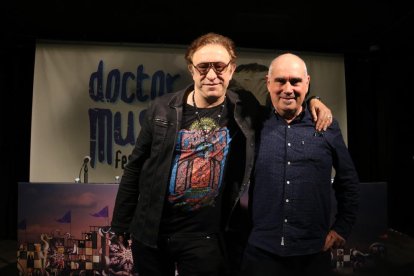 El organizador del festival, Neo Sala, y su coordinador de operaciones, Jordi Mora, ayer en Barcelona.