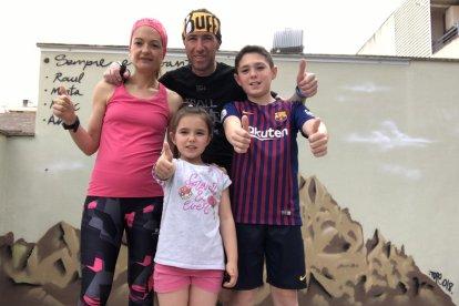 La família Capel, ahir amb mascareta.
