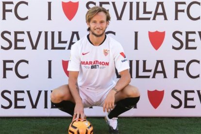 Messi continua meditant el seu futur més immediat.