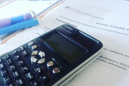 #AmbSegreaCasa entrega tres subscripcions digitals