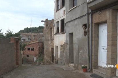 VÍDEO | Esta es la casa que regala el alcalde de un pueblo de Lleida