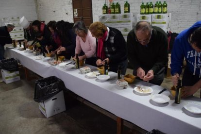 L’Espluga Calba va reunir nombrós públic a la Fira Oleotèxtil.