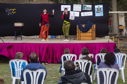 El mago Goyo Muñoz ofreció el primer espectáculo de la jornada de ayer, ‘Txirriskimirriski’.