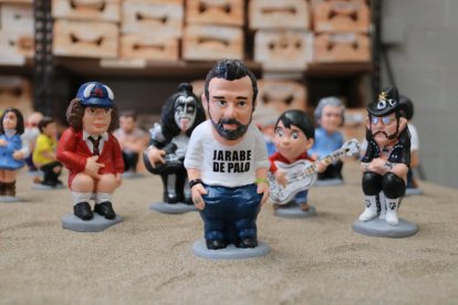 Fernando Simón, polítics amb mascareta, Ansu Fati, Ronald Koeman i Pau Donés, nous Caganers