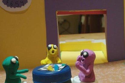Dos nens de Tàrrega graven un vídeo 'stop motion' per agrair la tasca dels sanitaris
