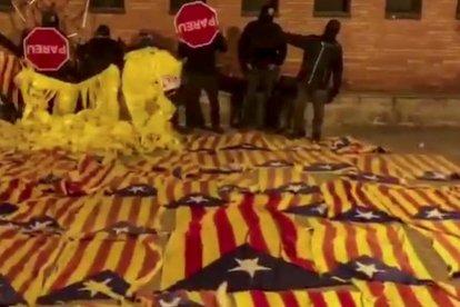El material aplegat per la dotzena de denunciats ahir.