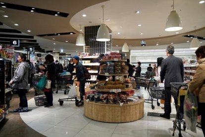 Esta imagen de Times Square se repite estos días en una Nueva York en la que los casos de coronavirus se multiplican y que se ha convertido en el epicentro de la pandemia en Estados Unidos.