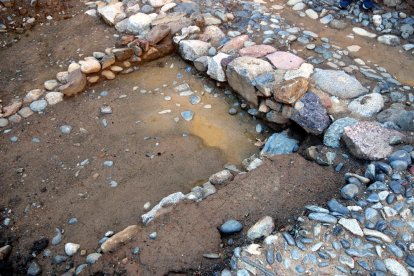 Encuentran restos de la trama urbana medieval de la Seu d'Urgell únicos en el Pirineo