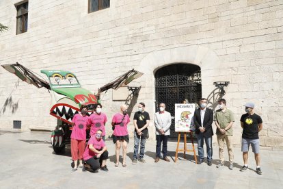 “No hay que estigmatizar a nadie por ser de Lleida”  -  Xip Xap perdió el domingo un bolo en Barcelona por venir de Lleida, paradójicamente con la obra Uh! quin cangueli, un montaje de música y animación contra el miedo (foto de archivo). V ...