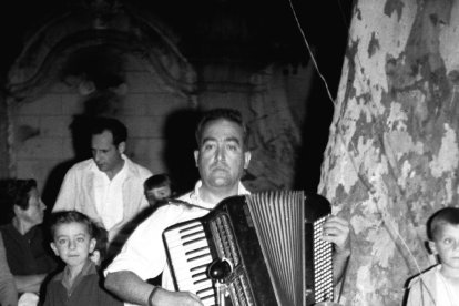 Josep durany. A la imatge del centre, Josep Durany, Pep de cal Benabella, que enguany compliria 100 anys.