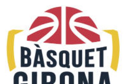 Vinicius Toledo intenta lanzar a canasta ante la defensa de Logan, que le superó claramente.