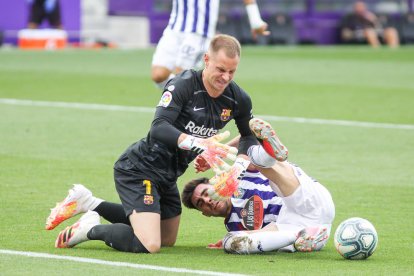 Arturo Vidal celebra el seu gol amb els companys.