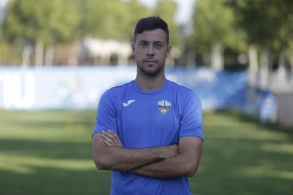 Quintero controla la pilota en una acció del partit d’ahir contra el Vila-real B.