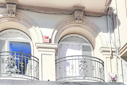 Foto hecha por un vecino de una grieta hace meses.