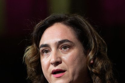 Por primera vez Ada Colau y Artur Mas debaten en la televisión.