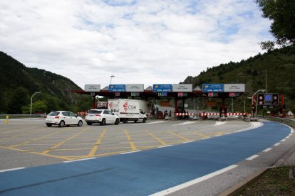 El peaje del túnel del Cadí.