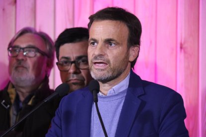 Rosa Lluch i Jaume Asens, possibles candidats a ocupar el ministeri d’Habitatge.