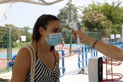 Satisfacció entre els veïns de tres municipis del Baix Segre per l'obertura amb restriccions de les piscines municipals