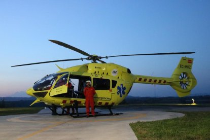 El SEM implanta els vols nocturns amb helicòpters medicalitzats de forma regular