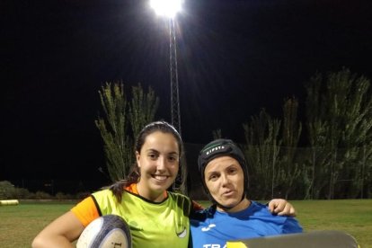 La plantilla de esta temporada del equipo femenino del Inef Lleida Rugby, que esta vez cuenta con suficientes jugadoras para competir sin necesitar fusiones con otros clubes.