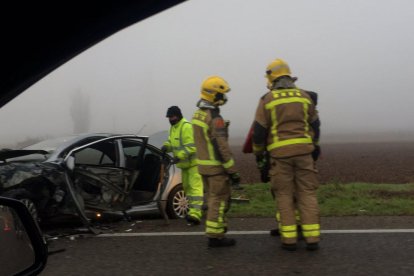 Un dels vehicles sinistrats en l'accident múltiple de l'N-240