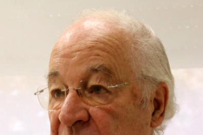 D’esquerra a dreta, Joan Viñas, Elvira Fernández i Josep Terés.